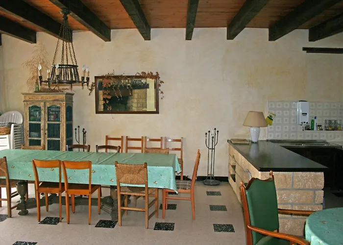 Mas Des Tours D'hotes Bed & Breakfast