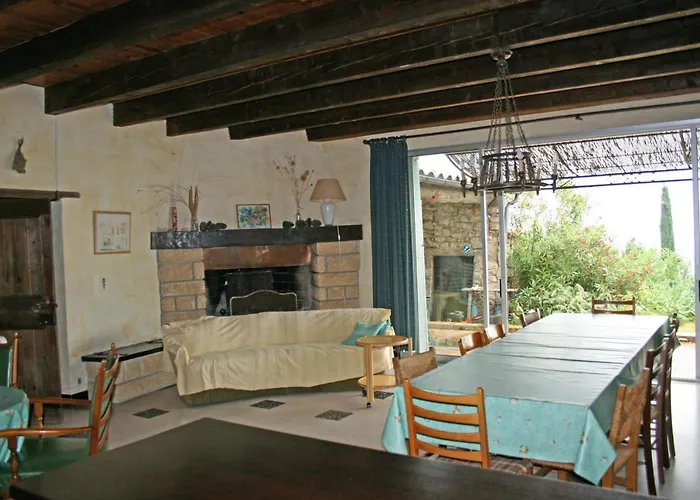 Bed & Breakfast Mas Des Tours D'hotes 3*