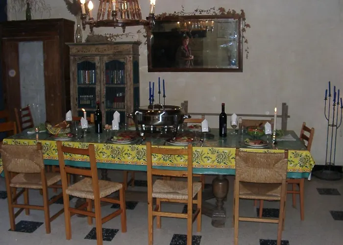 Mas Des Tours D'hotes Bed & Breakfast